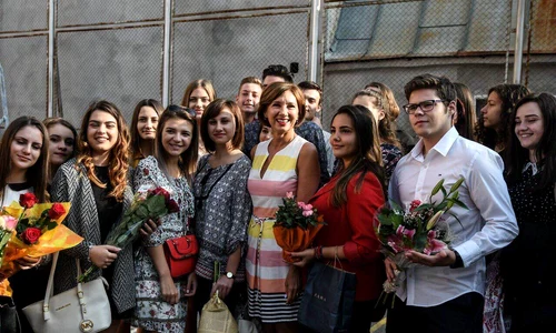 Carmen Iohannis prima zi de scoala 2 jpeg