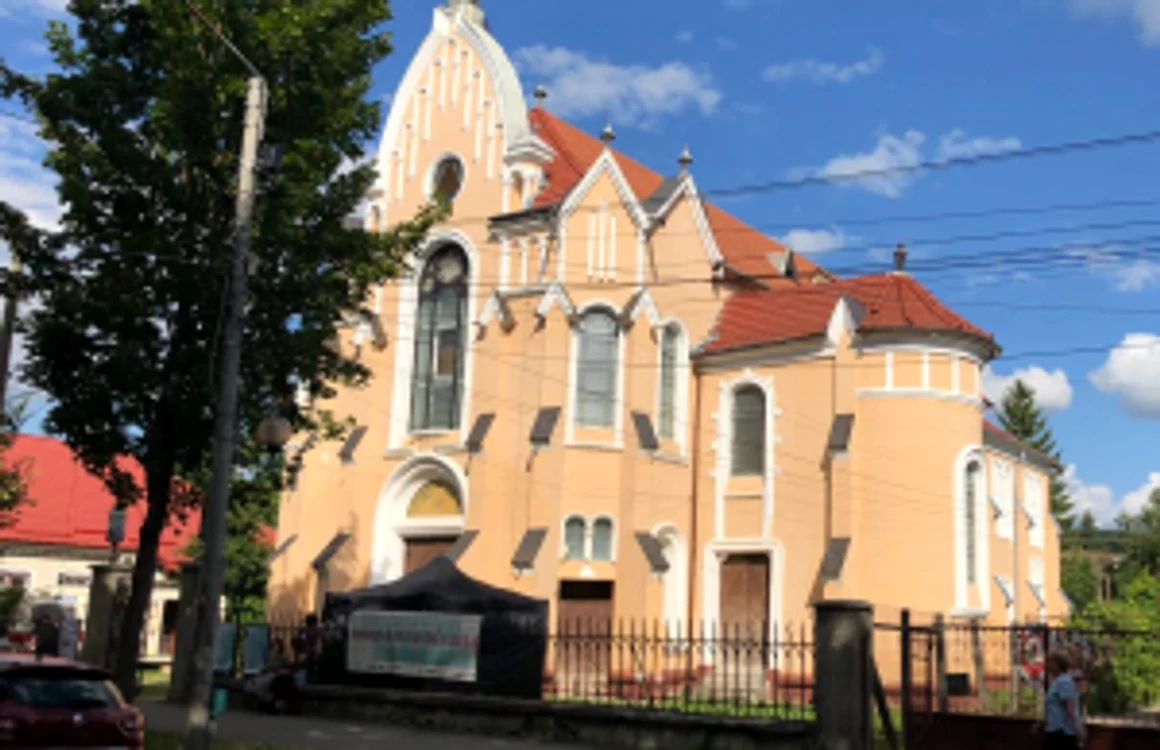 Sinagoga din Bistriţa în care s-au citit poezii în timpul festivalului FOTOGRAFII: LAVINIA BĂLULESCU