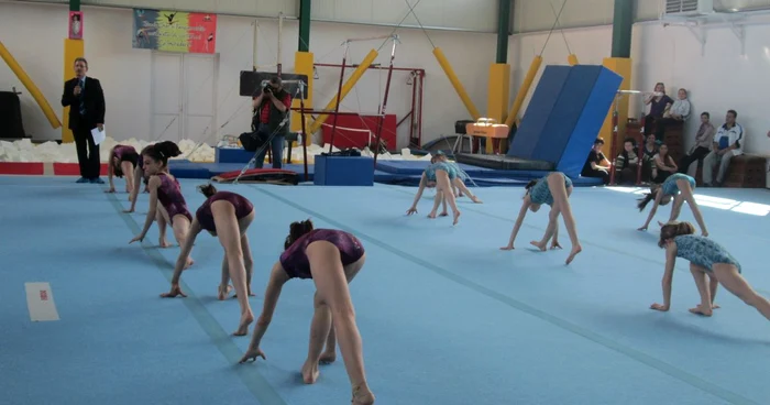 Sportivele au avut primele antrenamente