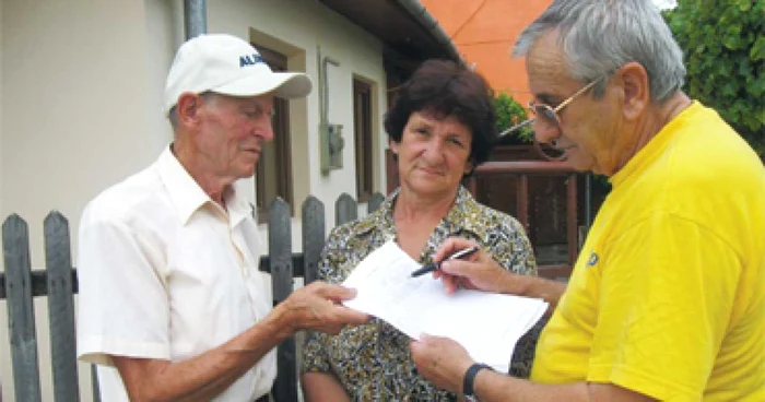Un octogenar luptă pentru înfiinţarea unei episcopii în Gorj
