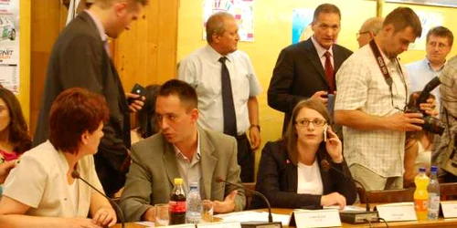 Horvath Anna, Csoma Botond şi Olah Emese (de la stânga la dreapta), consilierii locali ai UDMR