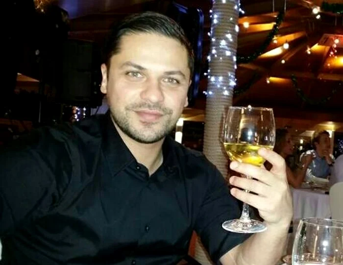 Bradul lui Augustin Viziru a fost împodobit timp de cinci oreFoto: Arhivă personală