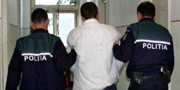 Juristul află astăzi dacă rămâne în arest (Foto arhivă)