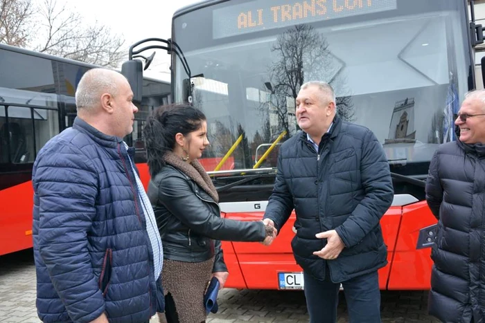 calarasi autobuze