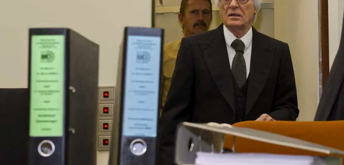 Bernie Ecclestone, inculpat într-un proces de dare de mită FOTO Reuters