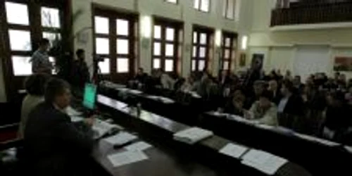 Consilierii locali au dezbătut multe taxe locale