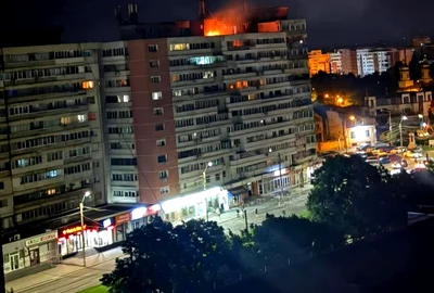 Drona căzuta pe un bloc din Galați jpeg