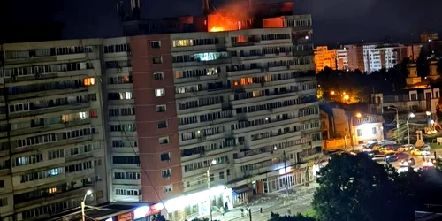Drona căzuta pe un bloc din Galați jpeg