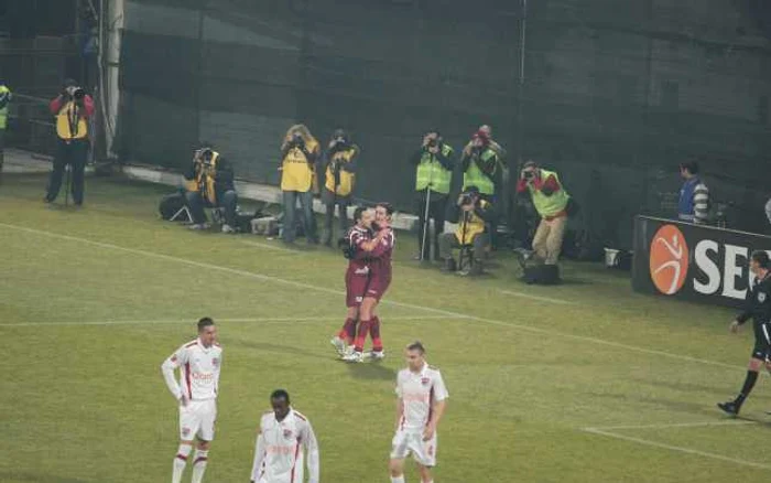 CFR Cluj - Dinamo 3