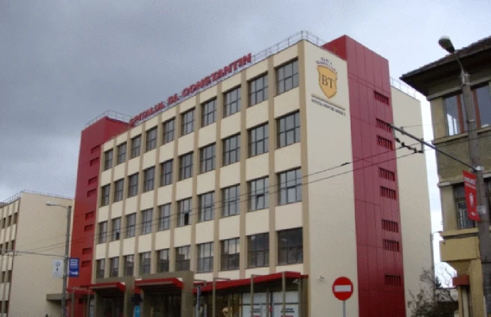 La Spitalul Sf. Constantin funcţionează un centru de transplant renal în parteneriat cu spitalul universitar din Geneva