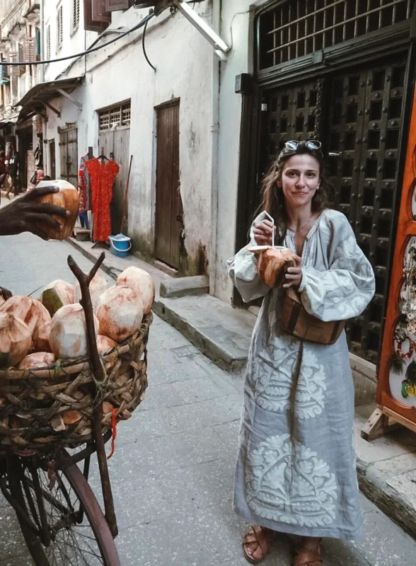    Se știe deja că Dana Rogoz (38 de ani) este o împătimită a vacanțelor exotice și adoră să călătorească mult 