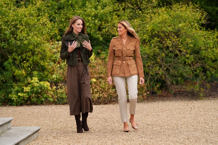 Kate Middleton și Melania Trump au purtat ținute comode în nuanțe pământii (Foto: GettyImages)