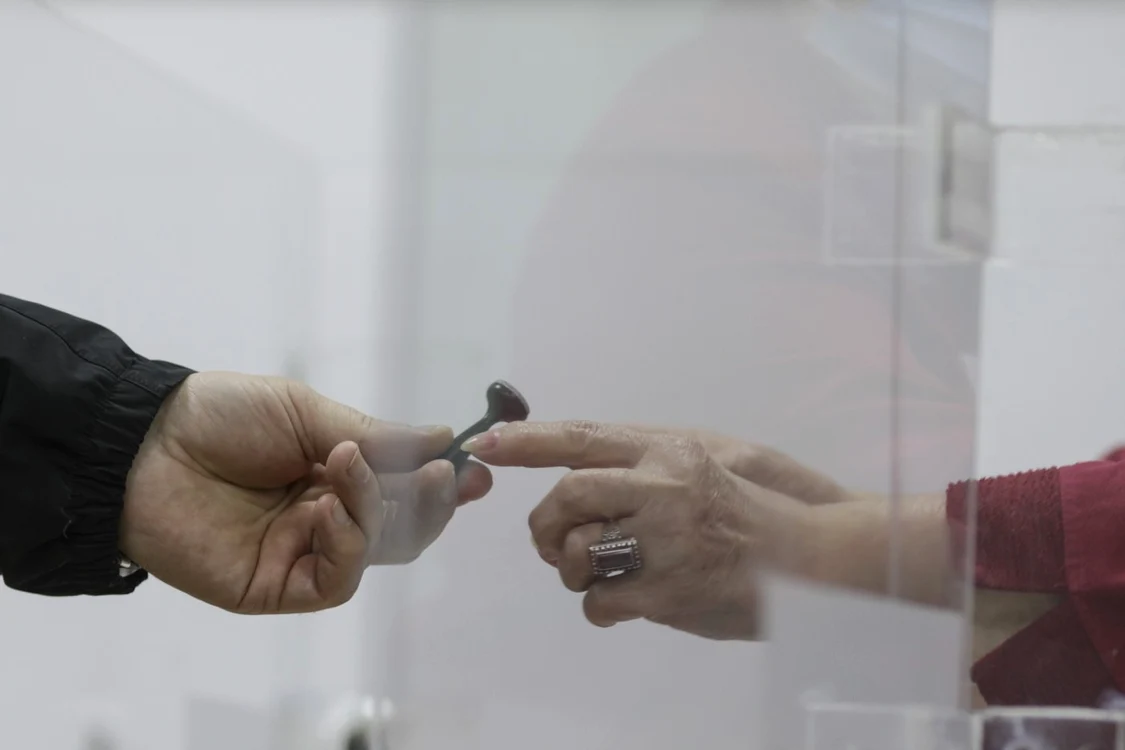 Românii din străinătate pot vota la alegerile europarlamentare FOTO Inquam Photos / Octav Ganea