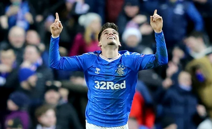 
    Ianis Hagi, bucuros după ce a marcat pentru Glasgow RangersFOTO: EPA  