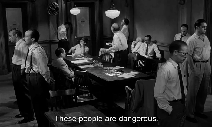 Profesorii şi elevii de liceu se pot înscrie la cursuri despre arta cinematografica. FOTO scenă din 12 Angry Men (1957)