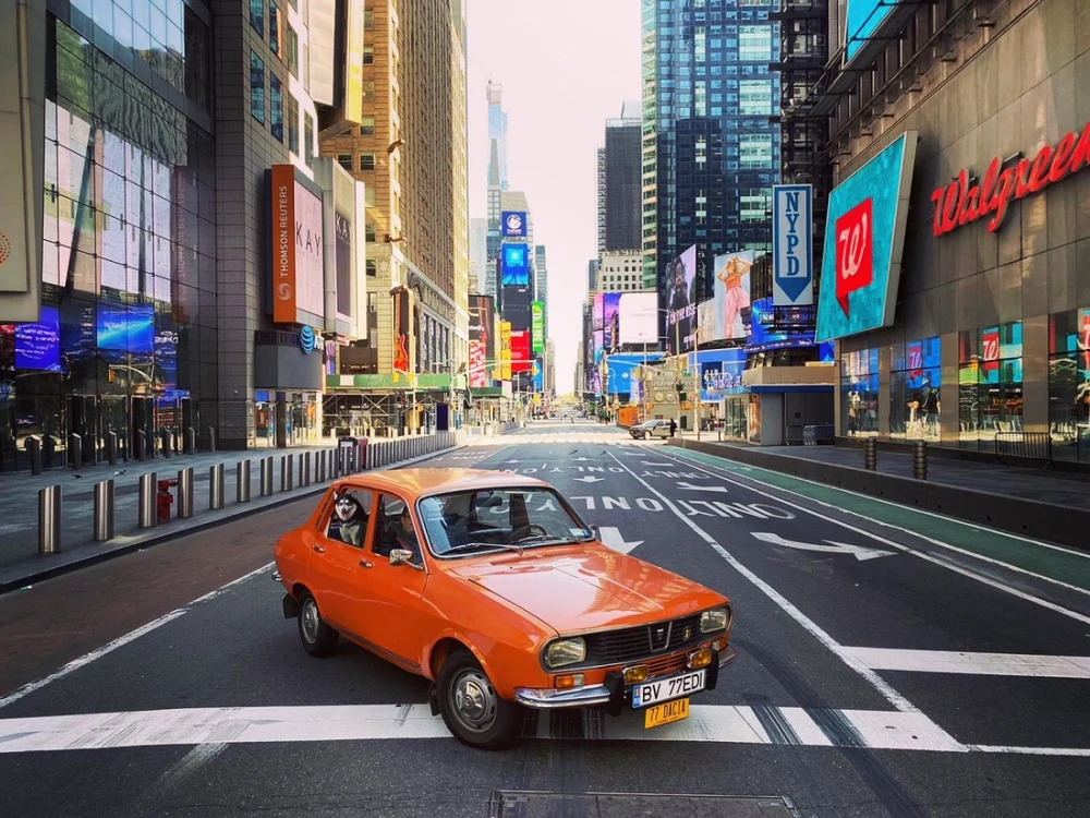Proprietarul maşinii este un braşovean pasionat de Dacii FOTO: Facebook/ Dacia 1300 New York