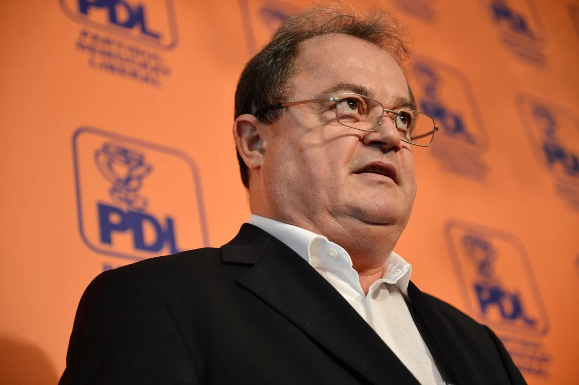 Vasile Blaga este preşedintele PDL, principalul partid din componenţa ARD
