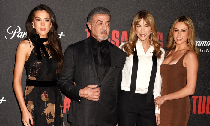 stallone si famila jpg