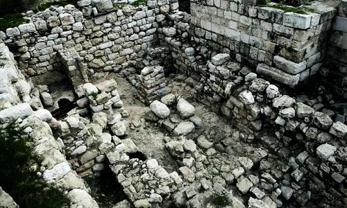 Fortificaţii din timpul lui Solomon, găsite la Ierusalim jpeg