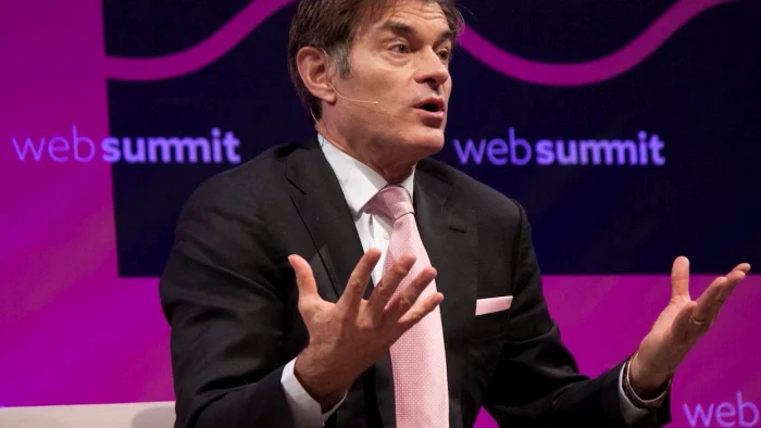 dr oz speaking at an event jpg