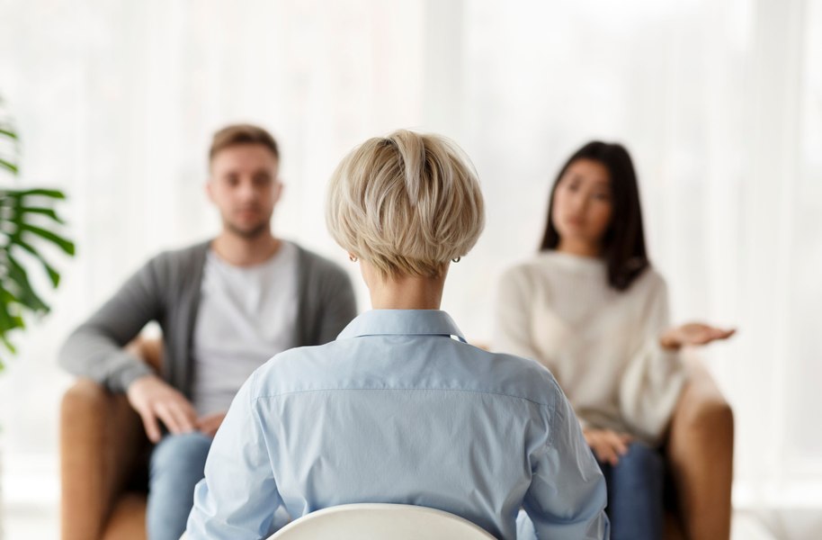 Un studiu arată că răspunsurile date pacienților de ChatGPT au fost mai apreciate decât cele ale terapeuților
