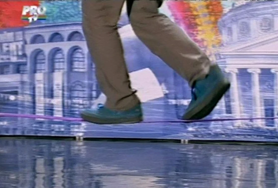Demonstraţie de slacklining (Foto: captură video Pro TV)