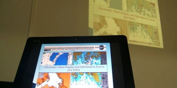 Cursul ECDIS, o premieră pentru România