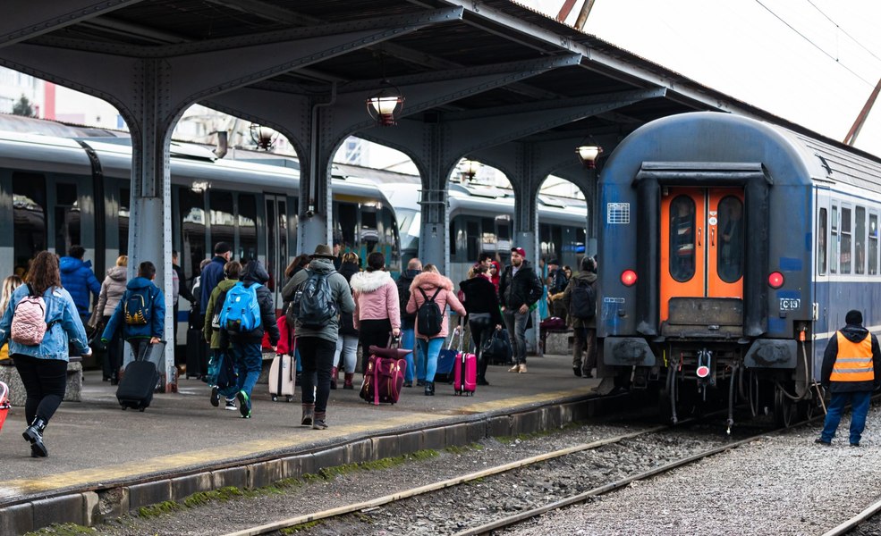 Zeci de trenuri anulate pe rute importante: CFR Călători nu a reușit să-și achite la timp facturile