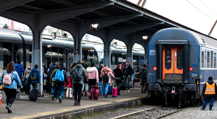 CFR deschide noul traseu feroviar Ilia-Mintia FOTO: Shutterstock