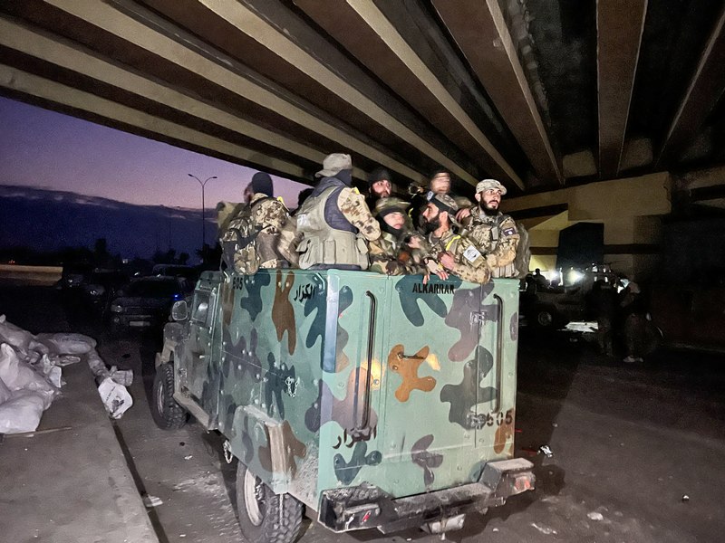 Rebelii sirieni au intrat în Alep, după ce au lansat o ofensivă fulger asupra forțelor guvernamentale