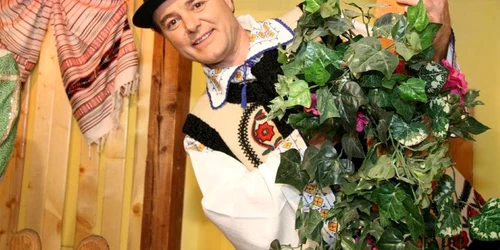Aurică Totolici, cântărețul de muzică populară arestat pentru agresiune sexuală a unor minori  Foto Facebook Aurică Totolici jpg