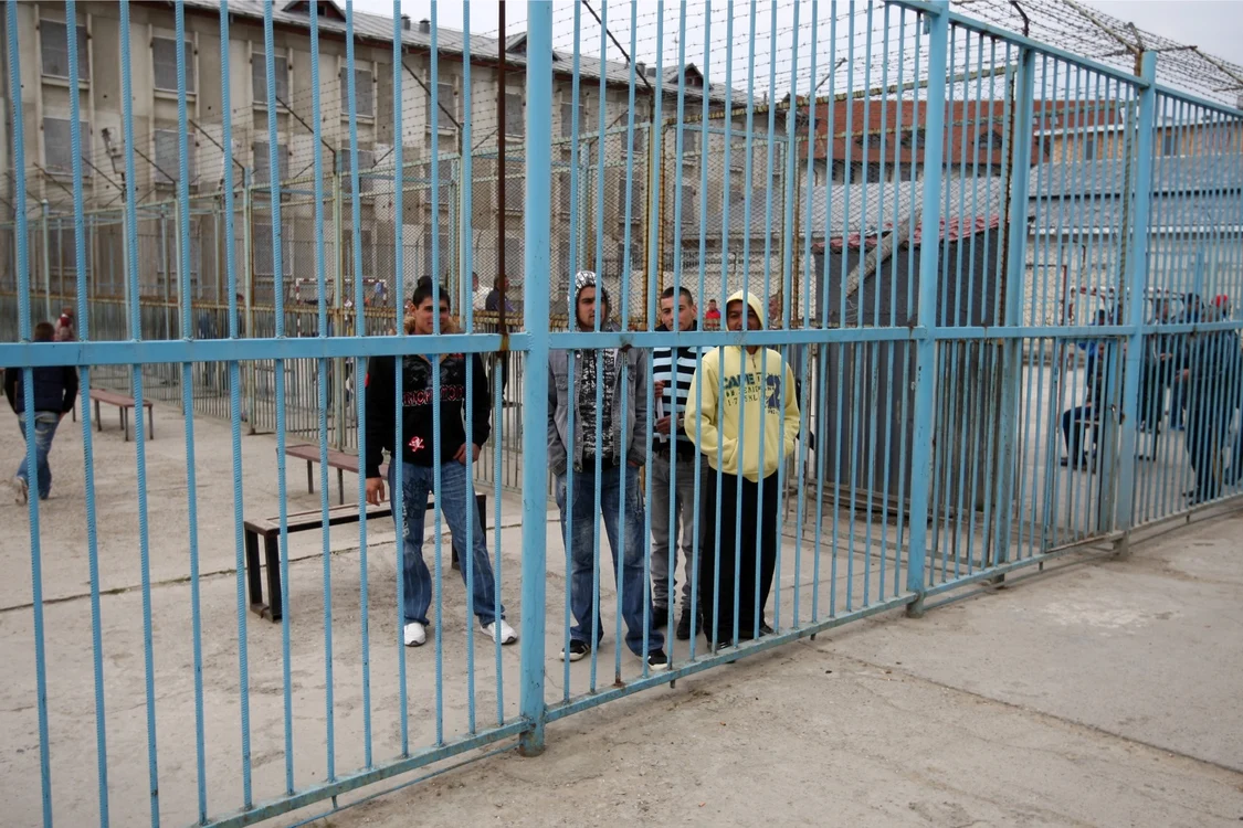 
    Doi deţinuţi de la Penitenciarul Focşani au evadat de la un punct de lucru (foto: arhivă)  