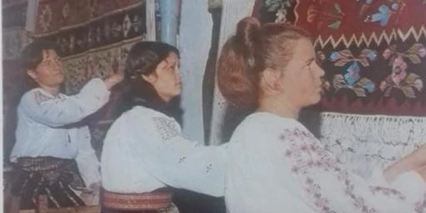 slobozia scoarte