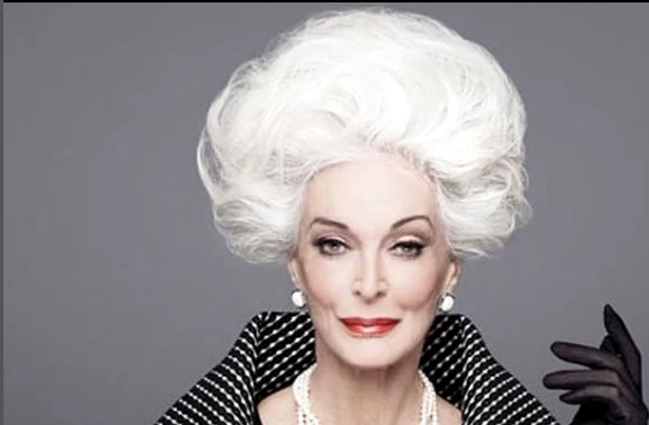 Carmen Dell'Orefice a pozat goală la 91 de ani! sursa FOTO Instagram