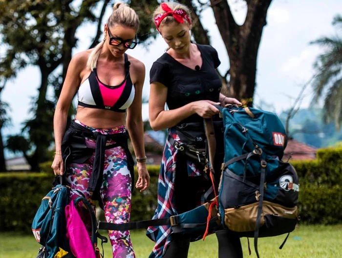 Bianca Drăguşanu şi sora ei Oana au intrat împreună la «Asia Express»