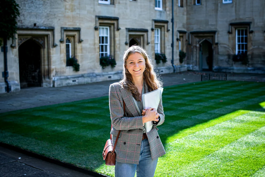 Printesa Elisabeta a Belgiei la Oxford   Casa Regala belgiana 2 jpg