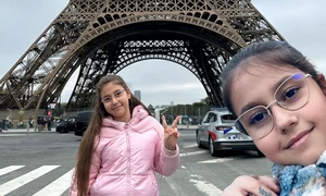 Săptămâna asta Misha (33 de ani) a fost Zână Bună și a făcut daruri frumoase