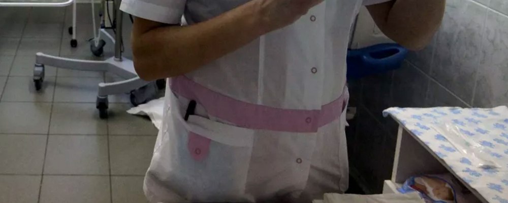 Ce sancțiune a primit asistenta care a încurcat doi nou-născuţi la externare: „Este o abatere gravă“