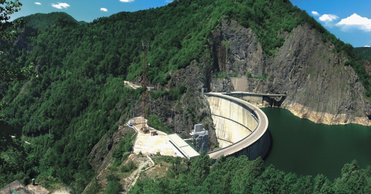 Ce ascunde, de fapt, muntele de la Vidraru. Rețeaua uriașă construită în adâncime pe care puțini români o cunosc