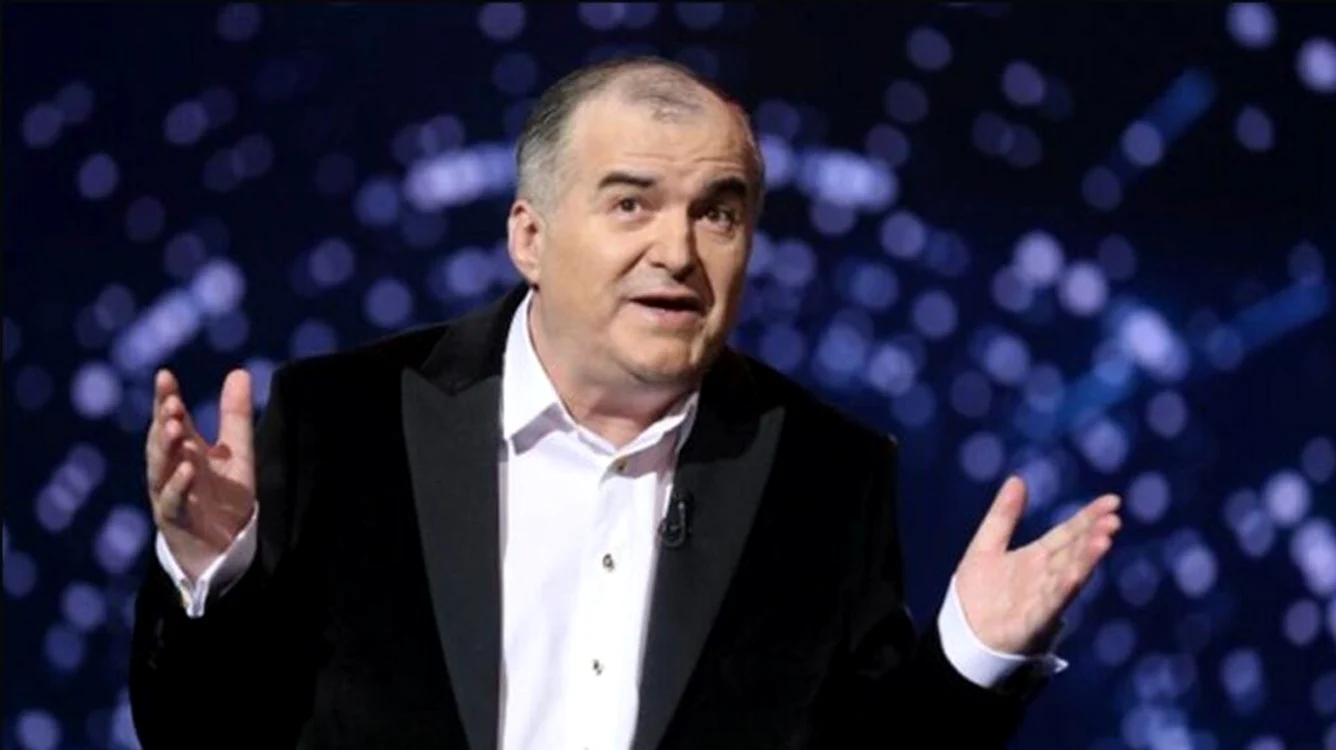 Cu mânuțele astea două, o să fac o țară nouă, pare a spune îndrăgitul actor