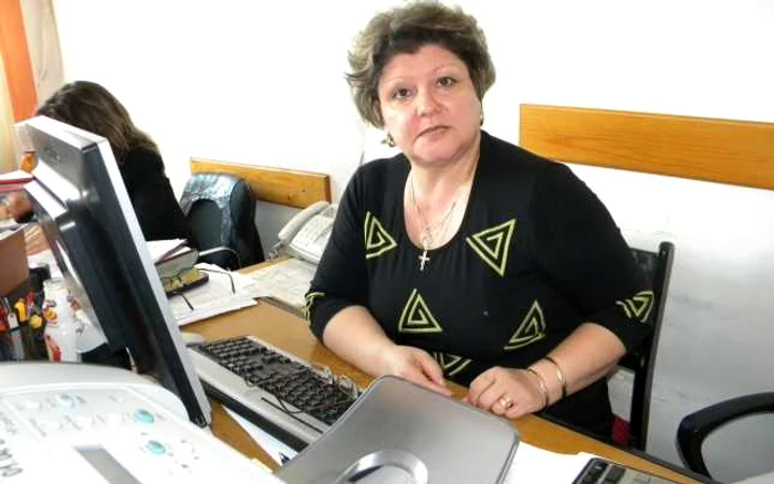 Laura Stanciu, funcţionar în Primăria Ploieşti, nu va avea de Paşte nici salariu şi nici prima