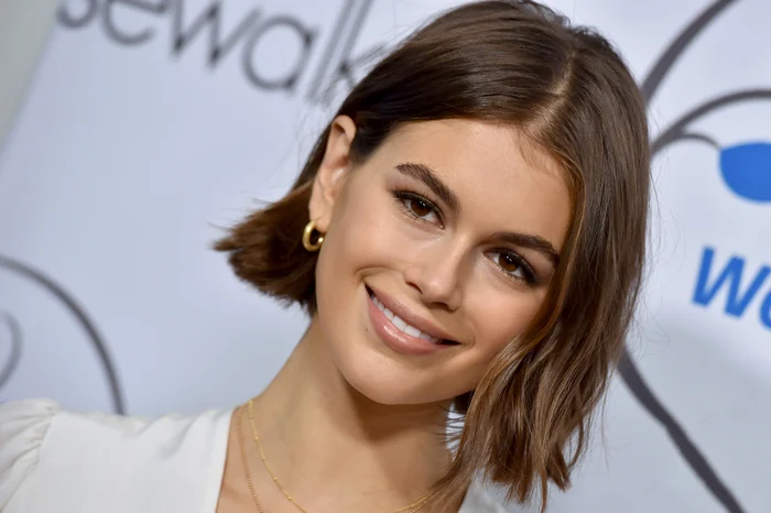 Kaia (18 ani) a moștenit frumusețea de la mama ei