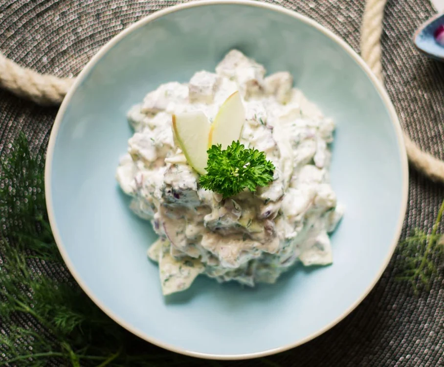Salata de hering Reteta clasica germana jpeg