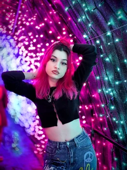 Naomi Prie, concurenta SuperStar România a lansat o nouă piesă