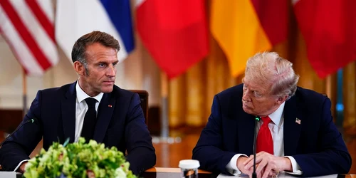 Emmanuel Macron si Donald Trump FOTO Profimedia