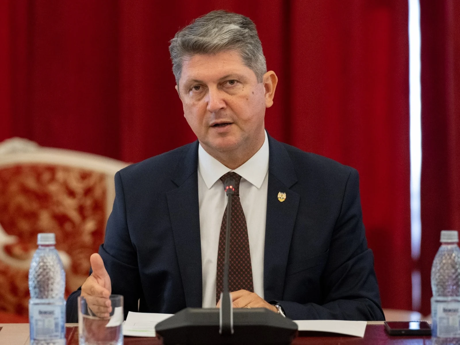 Corlățean despre zvonurile plecării din PSD: „Cu sau fără carnet de partid, am fos în toți anii social-democrat și nu m-am schimbat”