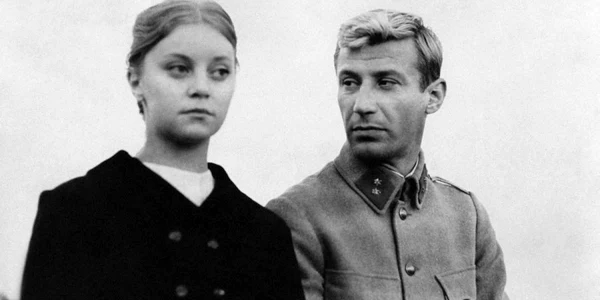 In "Padurea Spanzuratilor", alaturi de Ana Szeles