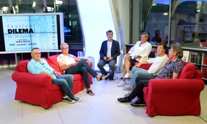 „Cînd scoteam un album, era sărbătoare“ – dialog cu HOLOGRAF jpeg