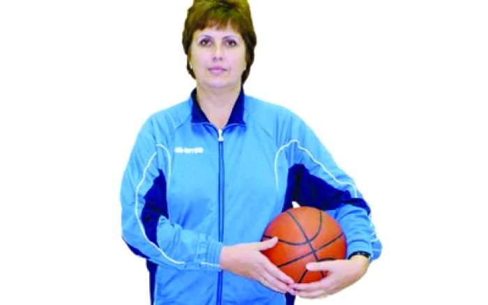 Arad: PORTRET / Valeria Bondor e dedicată baschetului