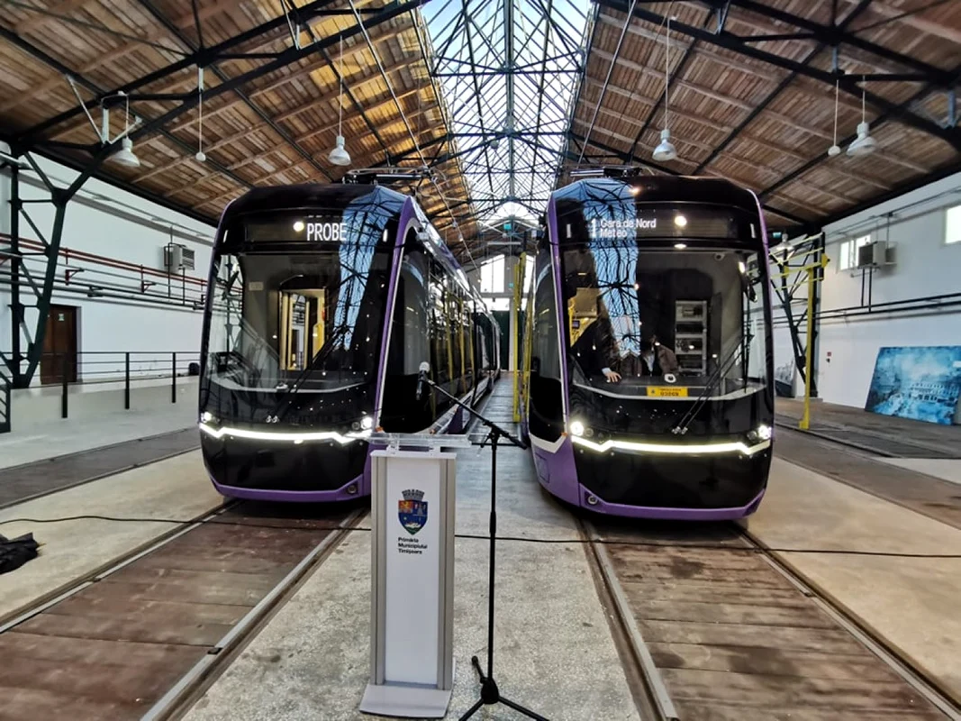 Cel mai performant tramvai din Europa circulă deja în Timişoara FOTO Ş.Both